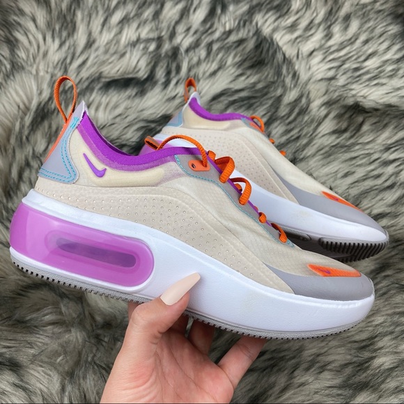 Nike Shoes - Nike Air Max Dia
